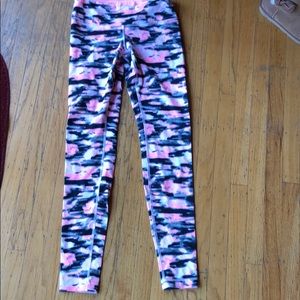 Lululemon camo wunder unders